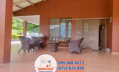 AMPLIA CASA VACACIONAL DE VENTA, Sector Atalaya Yunguilla C1380