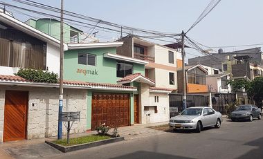 Alquiler de Habitación con Baño Para Dama Cerca a La Pre de Lima