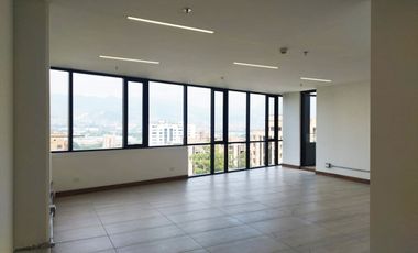 PR20315 Oficina en venta en el sector Milla de Oro