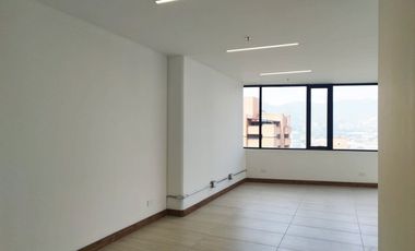 PR20315 Oficina en venta en el sector Milla de Oro