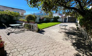 Casa de venta en Otavalo, calle Sucre, 929 m2