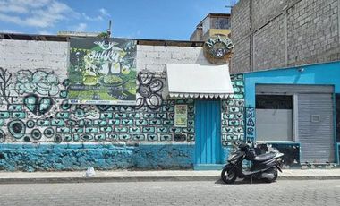 Casa de venta en Otavalo, calle Sucre, 929 m2
