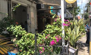 Venta de Hostal y Locales Comerciales Laureles