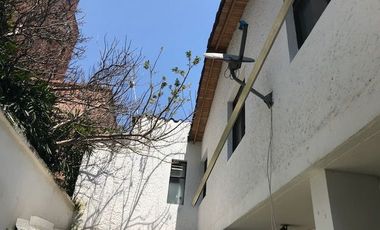 Venta de Hostal y Locales Comerciales Laureles