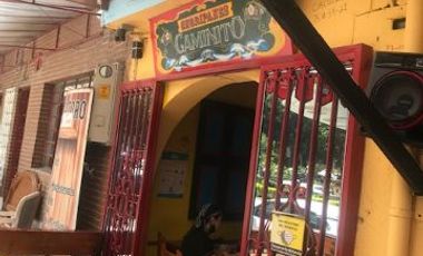 Venta de Hostal y Locales Comerciales Laureles