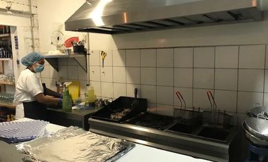 Venta de Hostal y Locales Comerciales Laureles