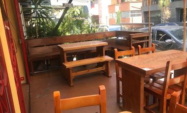 Venta de Hostal y Locales Comerciales Laureles