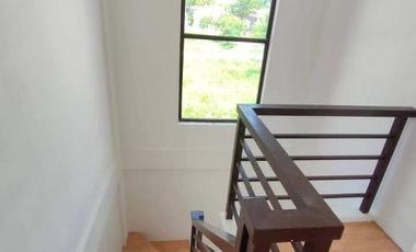 HOUSE AND LOT FOR SALE IN MARIKINA CITY NEAR MERALCO MARIKINA