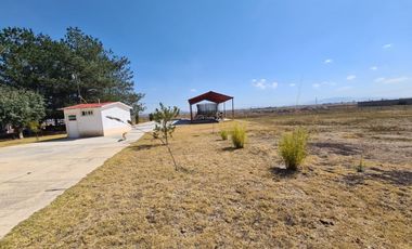 VENTA DE RANCHO CON DOS CASAS EN HUICHAPAN, HIDALGO