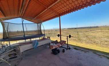 VENTA DE RANCHO CON DOS CASAS EN HUICHAPAN, HIDALGO