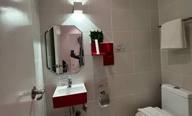 La Bella Tagaytay studio type unit with balcony, Midrise,  a Cozy place with trees within the premises