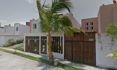 ¡¡Atención Inversionistas!! Venta de Casa en Remate Bancario, Col. Puerto Vallarta, Jalisco.