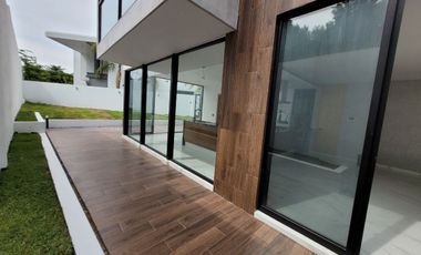Se vende casa en Bosques de Santa Anita