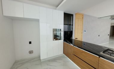 Se vende casa en Bosques de Santa Anita
