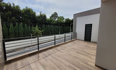 Se vende casa en Bosques de Santa Anita
