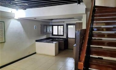 4BR Townhouse for Sale at  Acacia Estates Taguig City