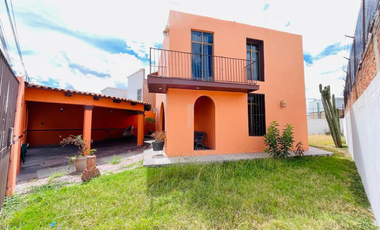 Casa en Venta, Col. Las Reynas