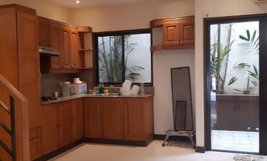 3 Bedroom Townhouse Unit for Rent along Greenmeadows Avenue