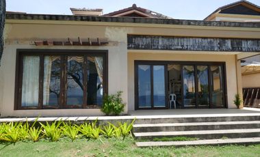 2-storey furnished beach villa for sale in Mactan @ P50M