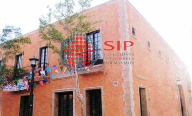 ¡EXCELENTE LOCAL COMERCIAL EN RENTA EN EL CENTRO DE TONALÁ!