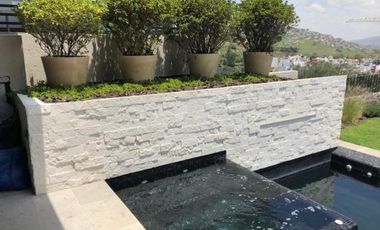 Hermosa casa en venta en zona esmeralda de diseño exclusivo