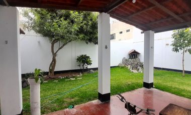 Casa, 362 m2, 4 dorms, 4 baños, jardin, terraza, 2 estac, ideal Proyecto.