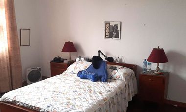 Casa, 362 m2, 4 dorms, 4 baños, jardin, terraza, 2 estac, ideal Proyecto.