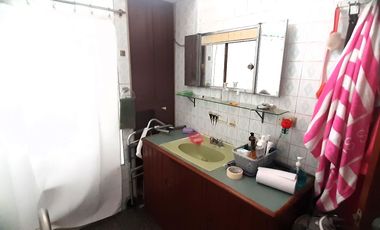 Casa, 362 m2, 4 dorms, 4 baños, jardin, terraza, 2 estac, ideal Proyecto.