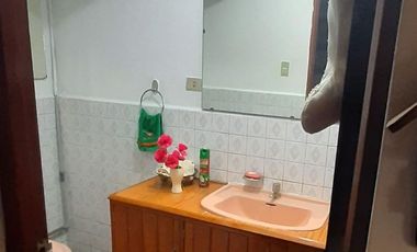 Casa, 362 m2, 4 dorms, 4 baños, jardin, terraza, 2 estac, ideal Proyecto.