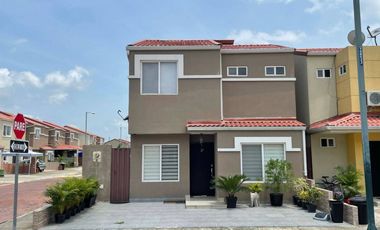 VENTA DE CASA EN URBANIZACIÓN LA PERLA (ROBERT)
