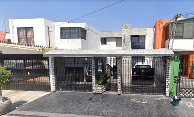 casa en venta en valle dorado