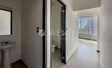 Oficina en venta de 263 mts2 en Spectrum Corporate Center, Cancún.