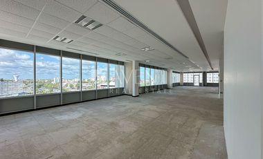 Oficina en venta de 263 mts2 en Spectrum Corporate Center, Cancún.