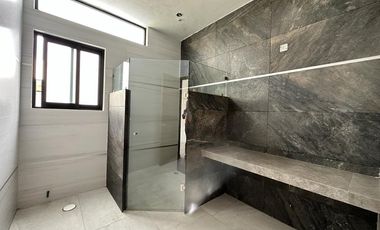 CASA EN VENTA EN LOMAS DE COCOYOC