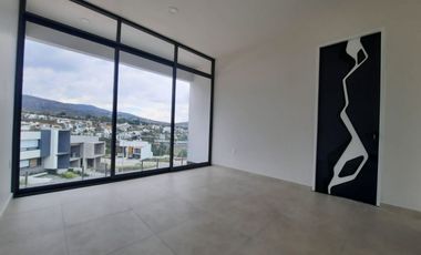 CASA EN VENTA EN LOMALTA TRES MARIAS MORELIA