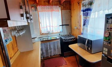 PROPIEDAD CON 3 CABAÑAS POBLACIÓN ROSS - PICHILEMU