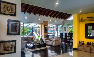 Venta Excelente Casa Conjunto Kalamary, Chia - Recorrido Virtual 360º
