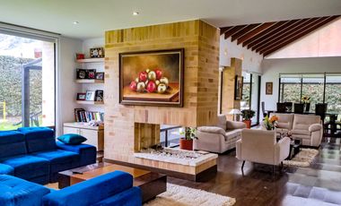 Venta Excelente Casa Conjunto Kalamary, Chia - Recorrido Virtual 360º
