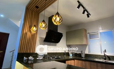 Se Vende Penthouse en la Florida Condominio Club – Flordidablanca