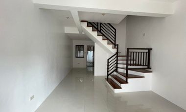 Ideal Townhouse for sale in Caloocan City w/ 3Bedrooms near Peacock PlaZA