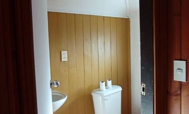 San José, céntrica casa 85 MT2 $ 184.000.000.