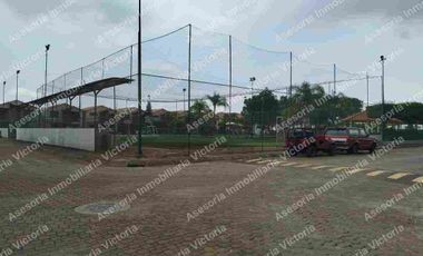 Casa con jacuzzi en alquiler Urbanizacion Napoli, Via Salitre cerca del Centro Comercial El Dorado