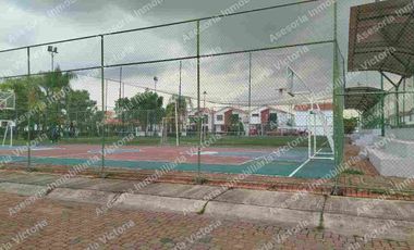 Casa con jacuzzi en alquiler Urbanizacion Napoli, Via Salitre cerca del Centro Comercial El Dorado