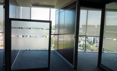 RENTA OFICINA SIERRA MOJADA EDIFICIO AAA