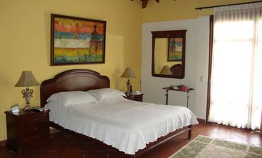 HACIENDA TRAPICHES 2