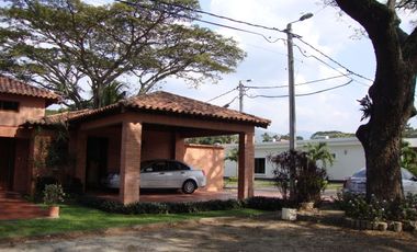 HACIENDA TRAPICHES 2