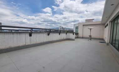 Venta Penthouse en Bosques de las Lomas con Terraza