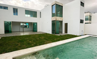 Casa en venta en San Diego Cutz para entrega inmediata de 4 recamaras con alberca