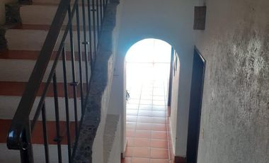 TEQUESQUITENGO ESPECTACULAR RESIDENCIA CON INIGUALABLE VISTA AL LAGO