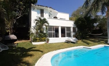 TEQUESQUITENGO ESPECTACULAR RESIDENCIA CON INIGUALABLE VISTA AL LAGO